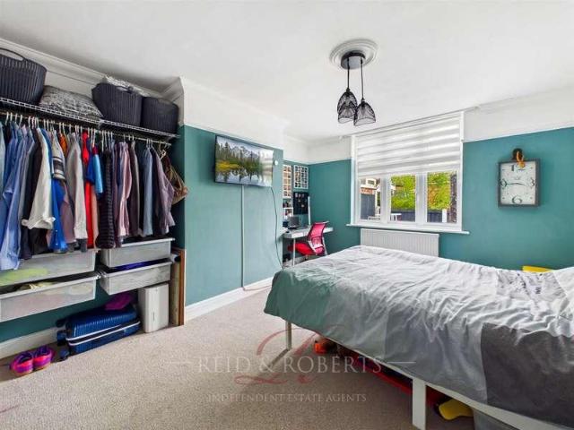 Flat for sale in Penycae, Wales