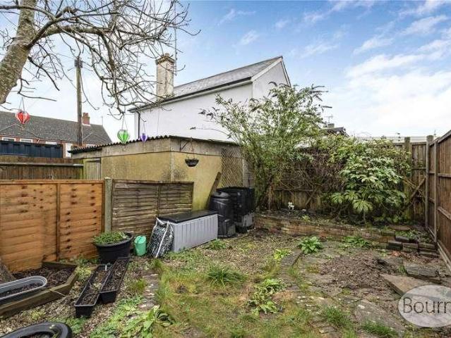 Flat for sale in North Town, Aldershot