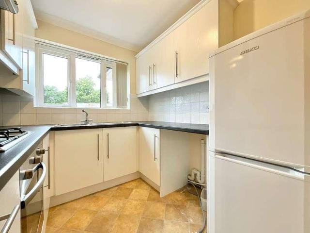 Flat for sale in Southport, Sefton