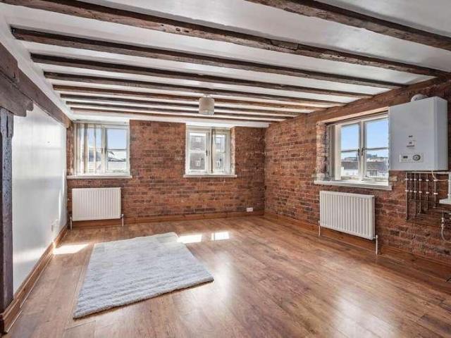 Flat for sale in Wisbech, Four Gotes