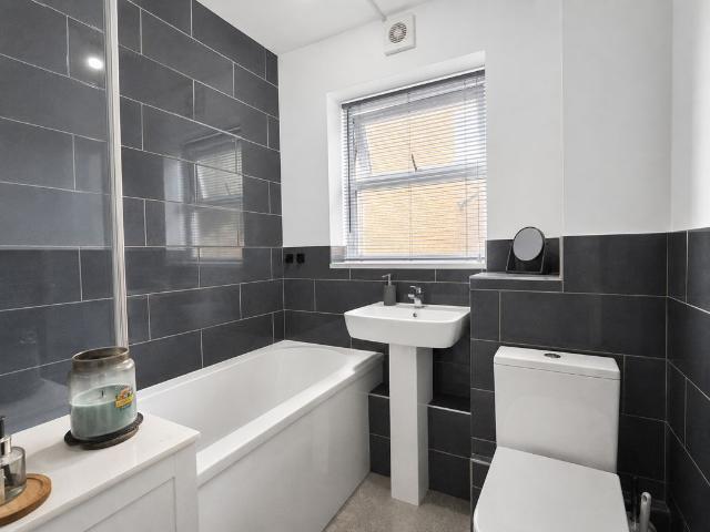 Flat for sale in Ashurst Bridge, Hampshire