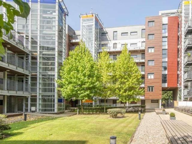 Flat for sale in Lakenham, East Bank