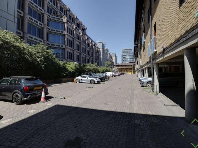 Flat for sale in Tower Liberty, Wapping