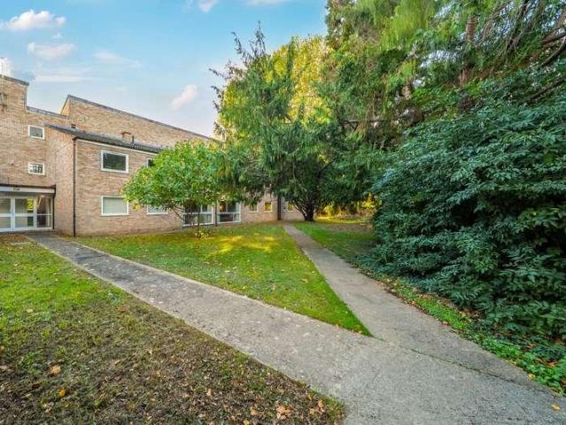 Flat for sale in Summertown, Oxford