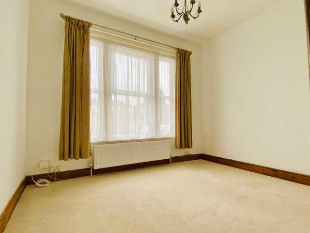 Flat for sale in Binstead, Ryde