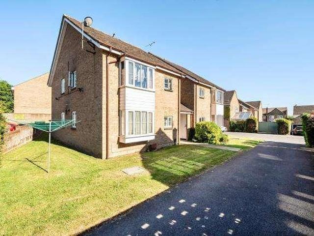 Flat for sale in Black Bourton, Oxfordshire