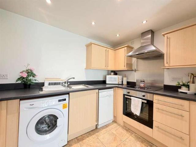 Flat for sale in Hamilton, Old Wharf