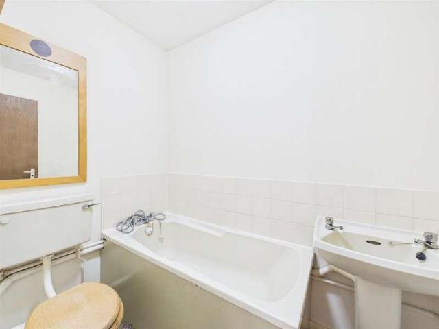 Flat for sale in Greater London