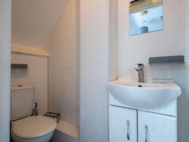 Flat for sale in Milton, Hamerton