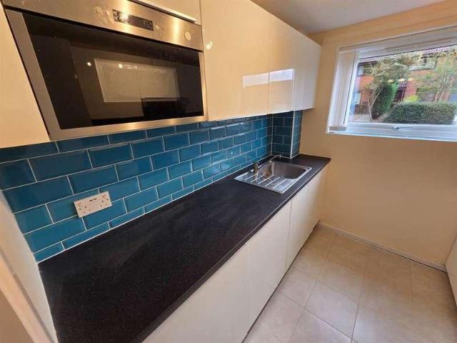 Flat for sale in Emerson Valley, Milton Keynes