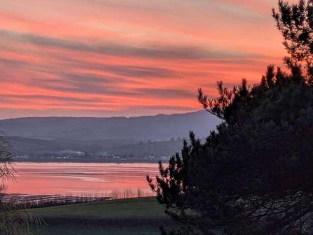 Flat for sale in Hulham, Budlake