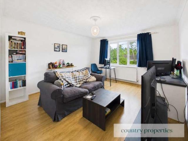 Flat for sale in Panshanger, Fretherne