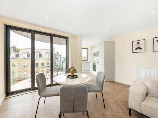 Flat for sale in Beckenham, Beckenham