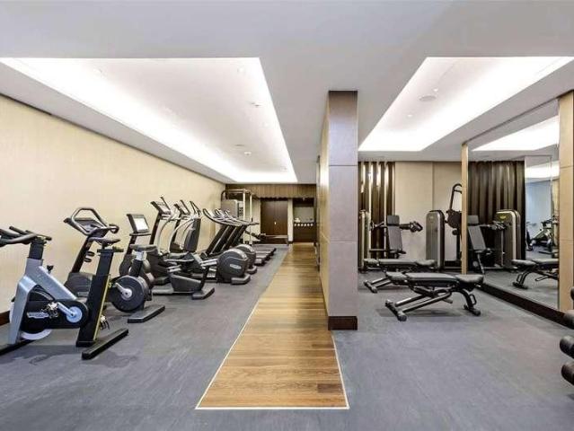 Flat for sale in Vauxhall, Greater London