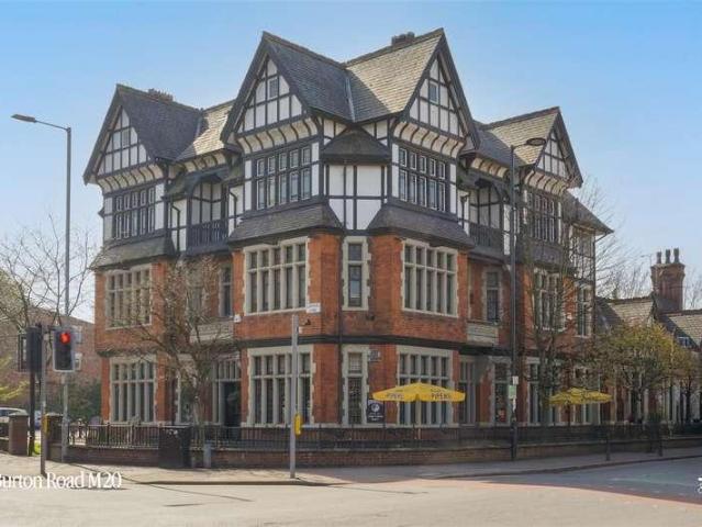 Flat for sale in Georgia, Greater Manchester