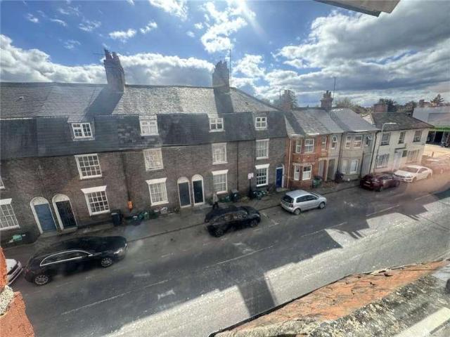 Flat for sale in Newbury Wharf, Newbury