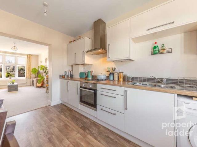 Flat for sale in New Catton, East Bank