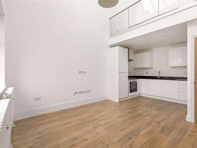 Flat for sale in Leyton, Greater London