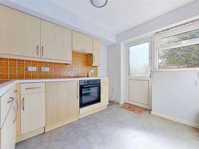 Flat for sale in Lancing, Adur