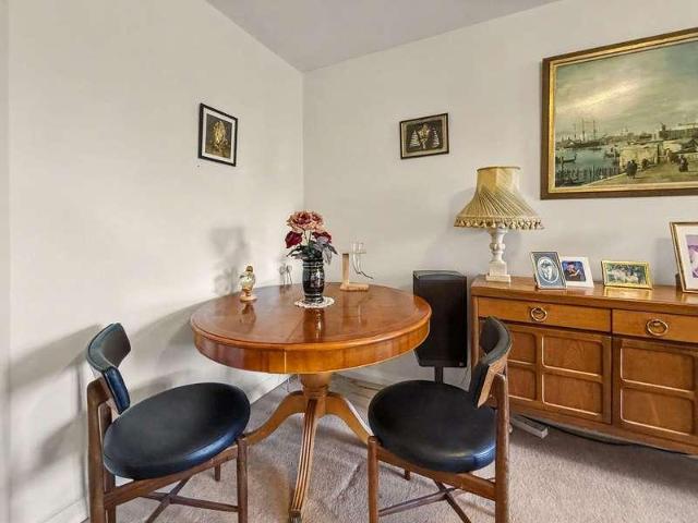 Flat for sale in Heaton Park, Bury