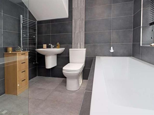 Flat for sale in Whitley Bay, North Tyneside