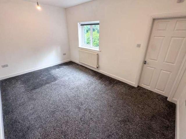 Flat for sale in Medlar-with-Wesham, Wesham