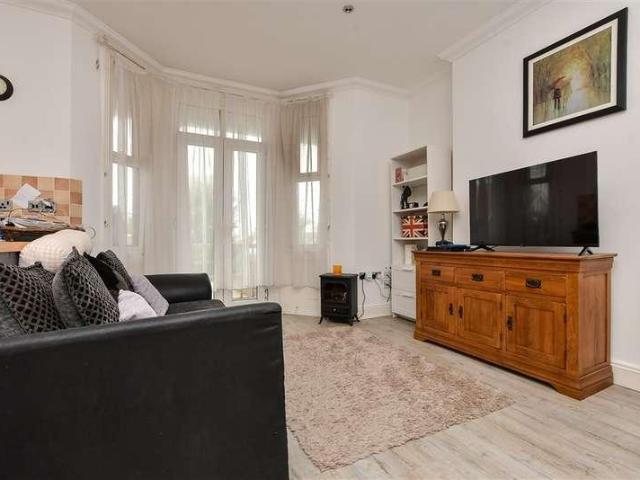 Flat for sale in Birchington, Thanet