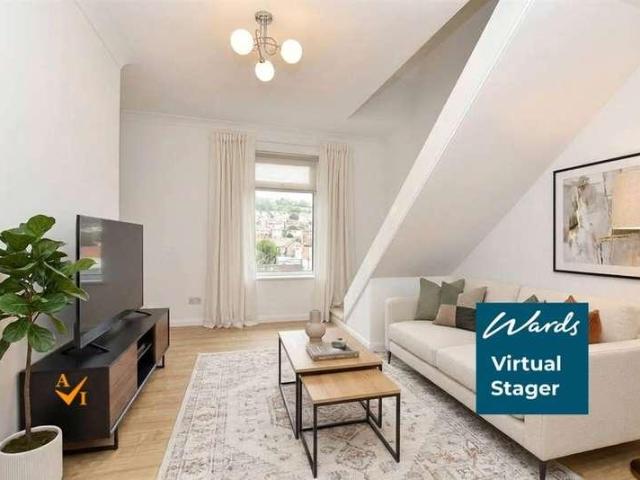 Flat for sale in Luton, Chatham