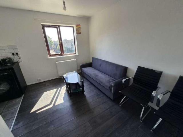 Flat for sale in Sparkbrook, West Midlands