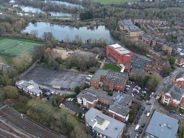 Flat for sale in Batchworth