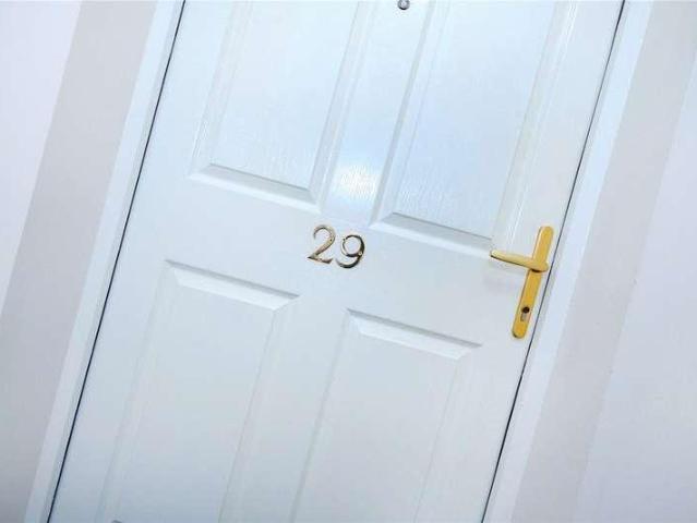 Flat for sale in Austerby, Barholm