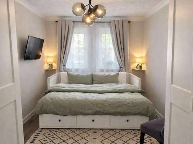 Flat for sale in Row Town, Surrey
