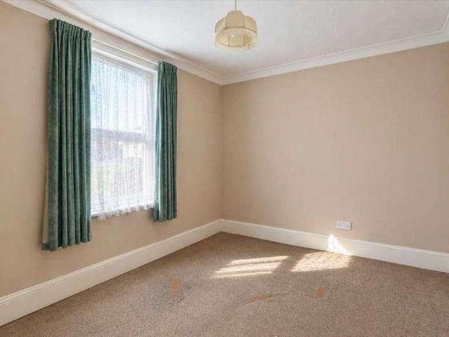 Flat for sale in Clacton-on-Sea, Tendring