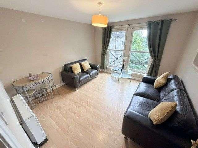 Flat for sale in Abbey Parks, Dunfermline