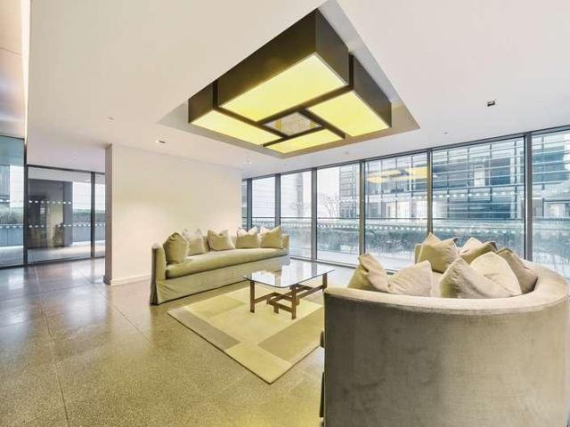 Flat for sale in Fitzrovia, Greater London