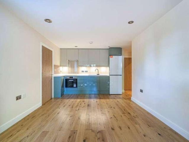 Flat for sale in Dromore, Oxfordshire