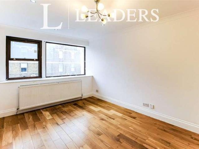 Flat for sale in London Borough of Croydon, Greater London