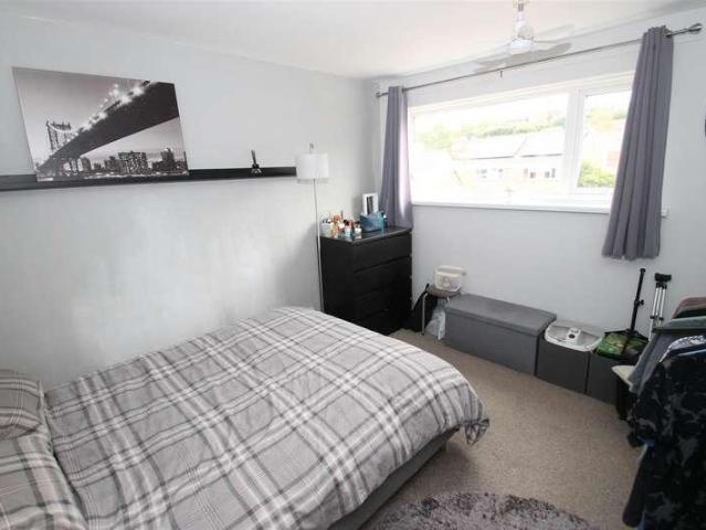 Flat for sale in Cradley, West Midlands