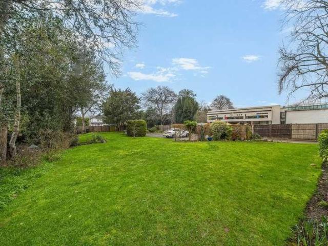 Flat for sale in Shortlands, Greater London