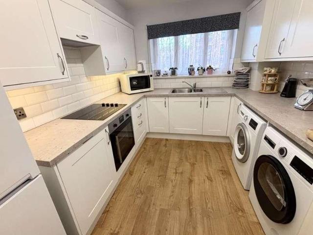 Flat for sale in Georgia, Greater Manchester