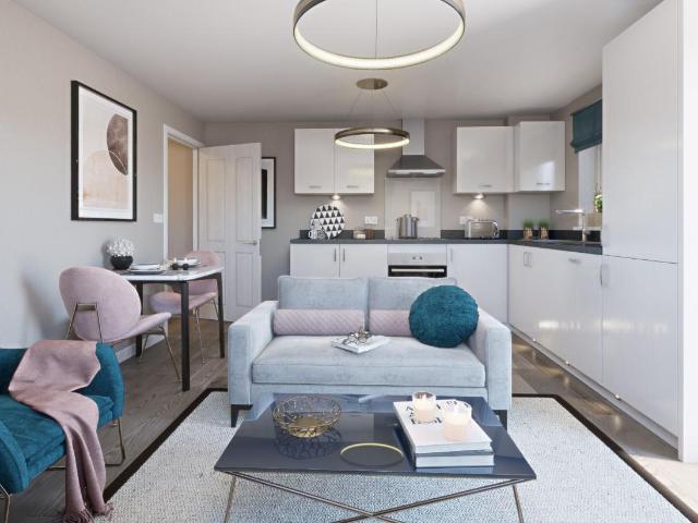 Flat for sale in North Wroughton, Swindon