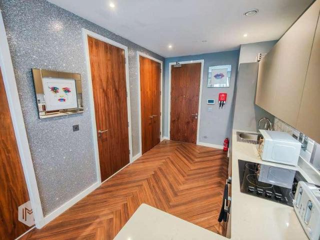 Flat for sale in Salford, Greater Manchester