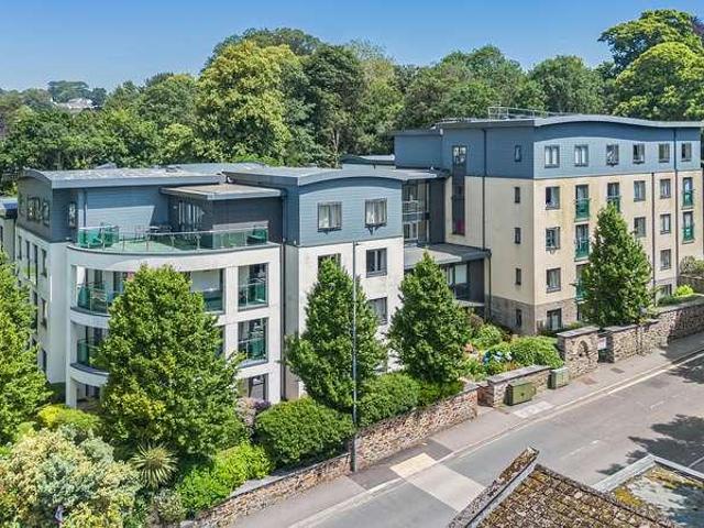 Flat for sale in Trelander, Penweathers