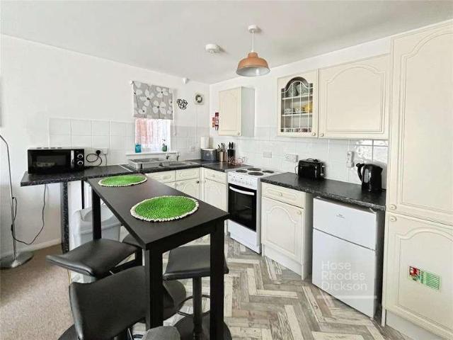 Flat for sale in Wootton Bridge, Isle Of Wight