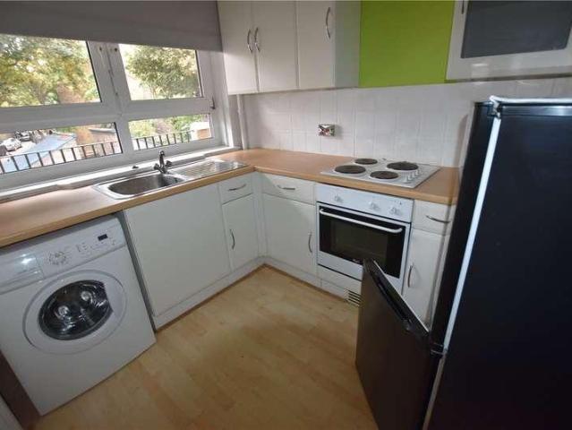 Flat for sale in Canada Water, Greater London