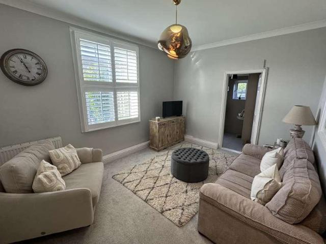 Flat for sale in Wickham Market, Eastbridge