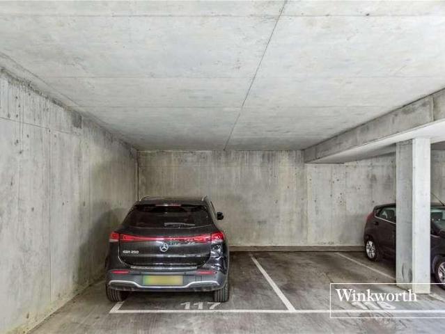 Flat for sale in Ridgemont, Greater London