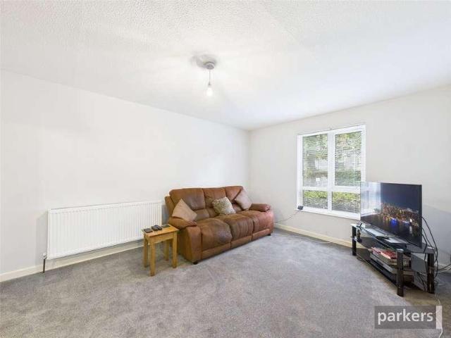 Flat for sale in Reading