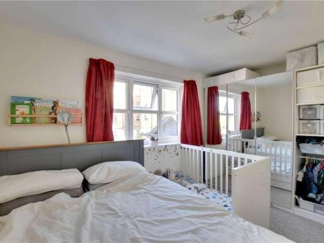 Flat for sale in Greenwich Town Centre, Greater London
