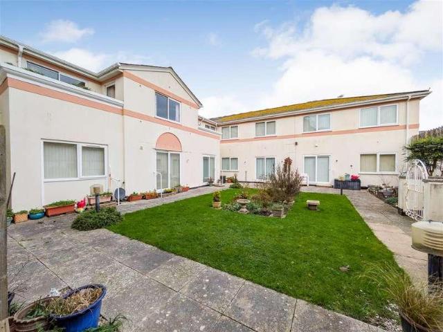 Flat for sale in St Michaels, Livermead